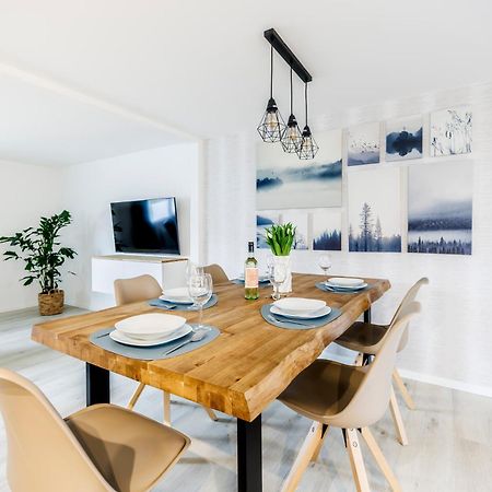 Ferienhaus Waldgefluester 70 Qm I Ueberdachte Terrasse I 2 Schlafzimmer I Strandnah ヨーアヒムスタール エクステリア 写真