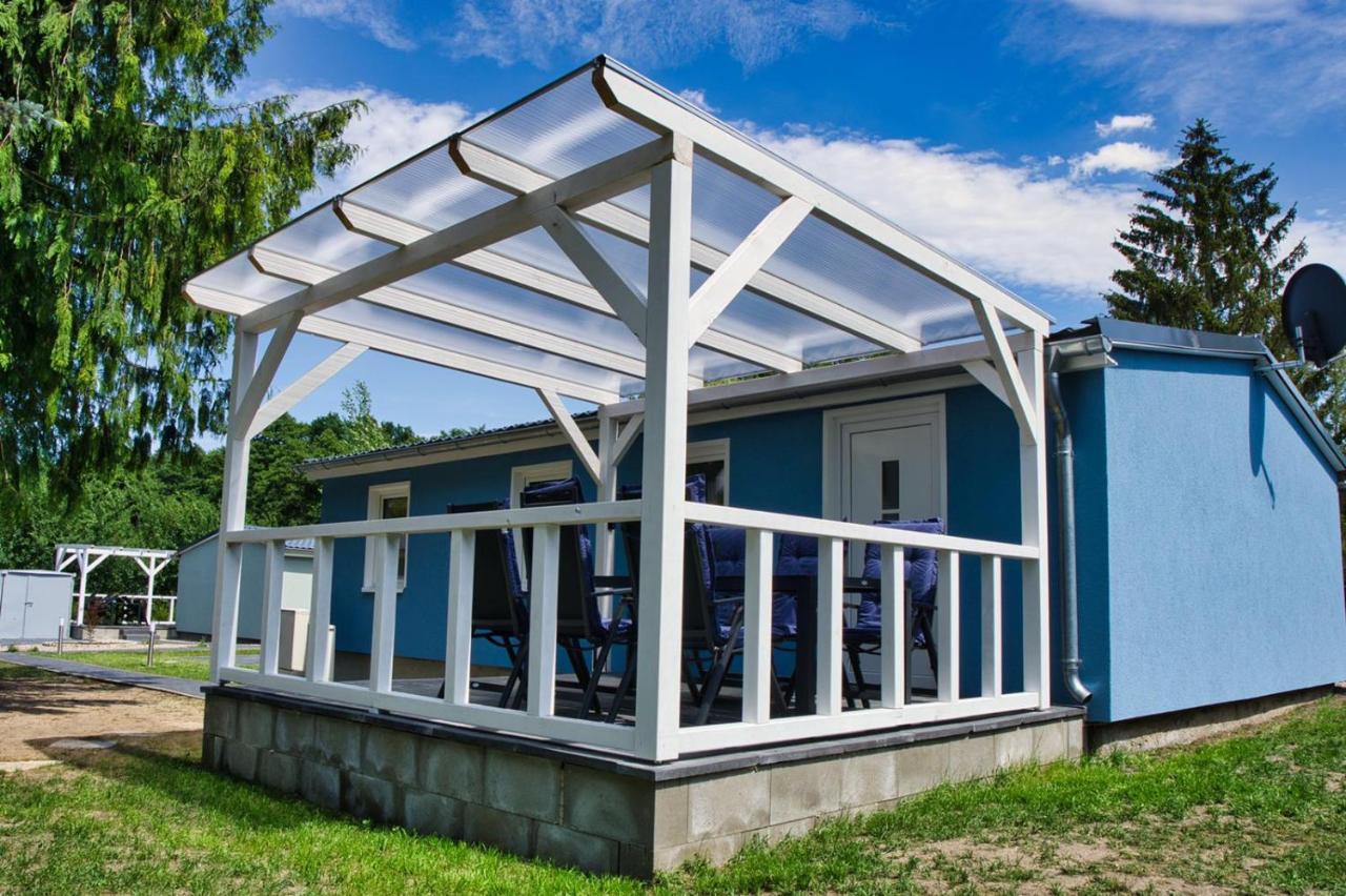 Ferienhaus Waldgefluester 70 Qm I Ueberdachte Terrasse I 2 Schlafzimmer I Strandnah ヨーアヒムスタール エクステリア 写真